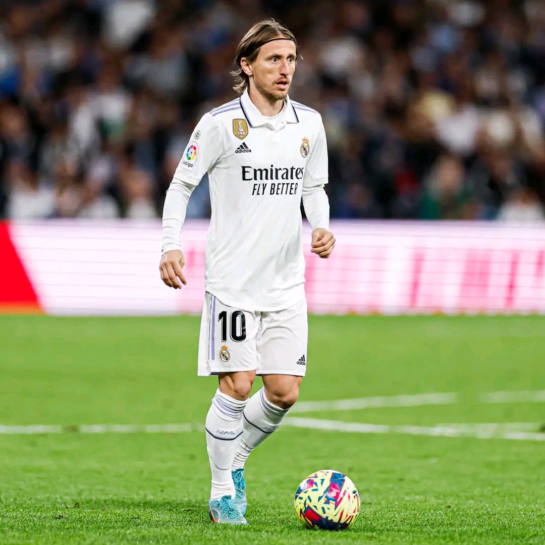 LOL联盟竞猜 -欧超杯赛程吃紧，里昂今晚伤情更新，引发热议，团队化学反应显著 