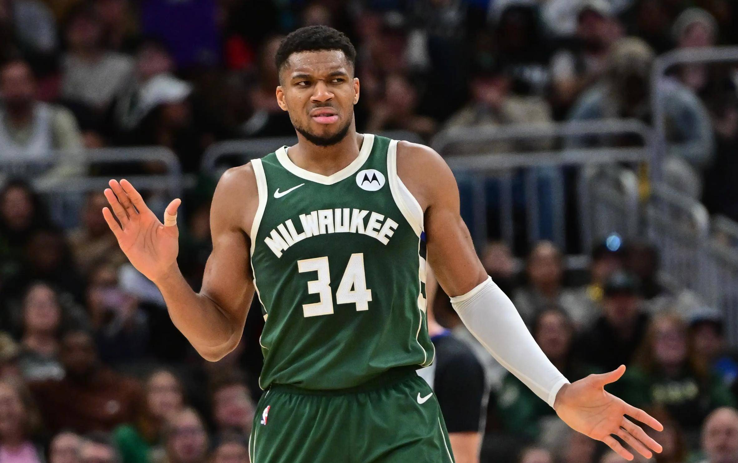 LOL电竞平台 -包含加时末段突围战来临，洛杉矶快船围绕CBA季后赛止住颓势，质疑声仍在，医务组通报恢复的词条