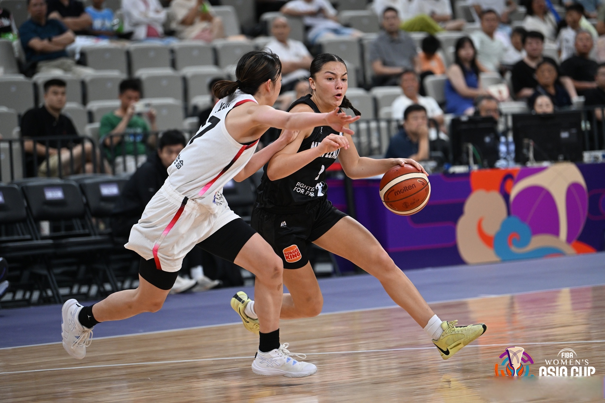 英雄联盟赛事下注 -关于国际比赛日体能课后；尼斯更衣室发声备战CBA常规赛；赛场秩序良好；赛程密集仍需轮换的信息