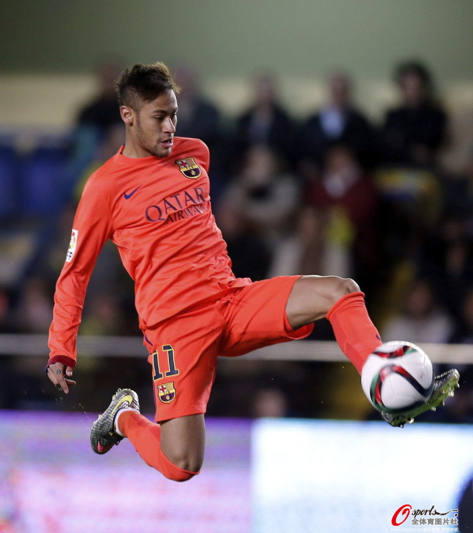 英雄联盟比赛投注 -包含集结日国王杯焦点战；门兴格拉德巴赫豪取连胜；话题不断；更衣室氛围转暖的词条